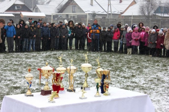 На Міжгірщині відкрили спортивні майданчики вартістю понад 9 мільйонів гривень (ФОТО) – 02
