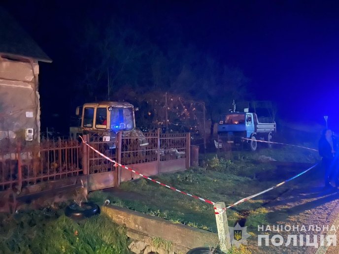 В одному із сіл внаслідок вибуху гранати загинуло троє людей – 01