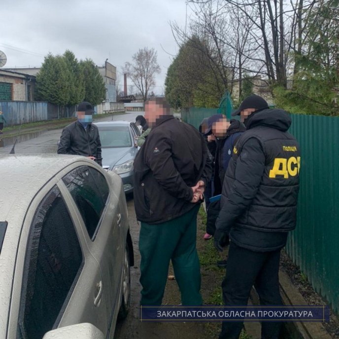 Лісничий вимагав 2000 доларів хабаря або євробляху – 01 Лісничий вимагав 2000 доларів хабаря або євробляху – 01