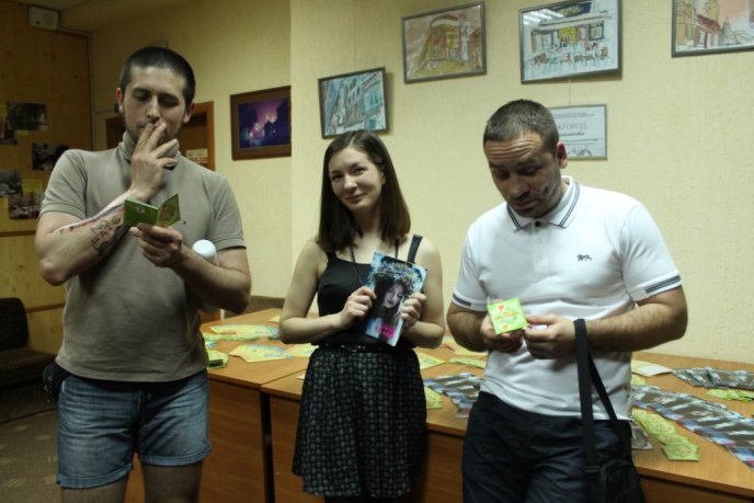 У Закарпатськй обласній бібліотеці ужгородці танцювали під "Круглий звук" – 13