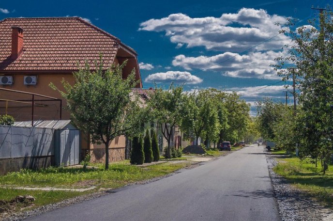 У Мукачеві заасфальтували кілька вулиць – 07