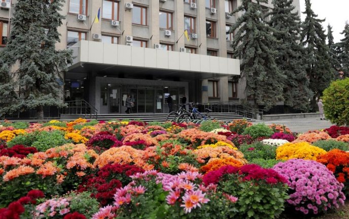 Мережу облетіли фото осіннього Ужгорода – 06