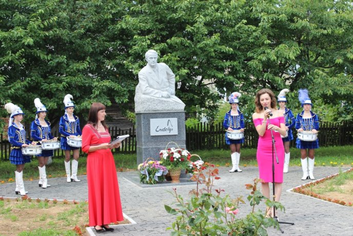 У Климовиці відкрили пам’ятник всесвітньовідомому закарпатцю – 17