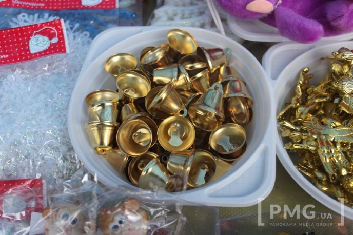 У Мукачеві розпочався новорічний ярмарок – 08