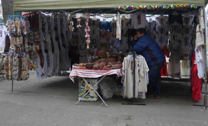 В Ужгороді відкрили фестиваль медовухи – 15