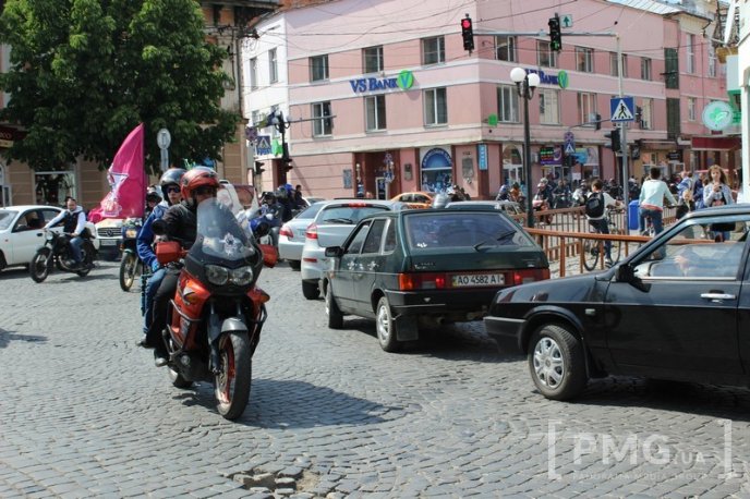 Байкери проїхались вулицями Мукачева – 12
