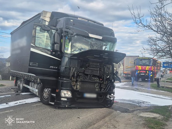 Одна людина загинула: що відомо про смертельну ДТП у Ракошині – 03