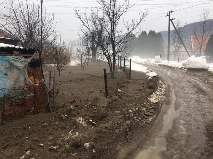 У селі Бронька, що на Іршавщині, вода зруйнувала будинки та засипала брилами городи – 20