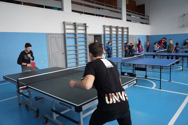 У Тячеві до Дня Святого Миколая провели турнір з настільного тенісу – 02