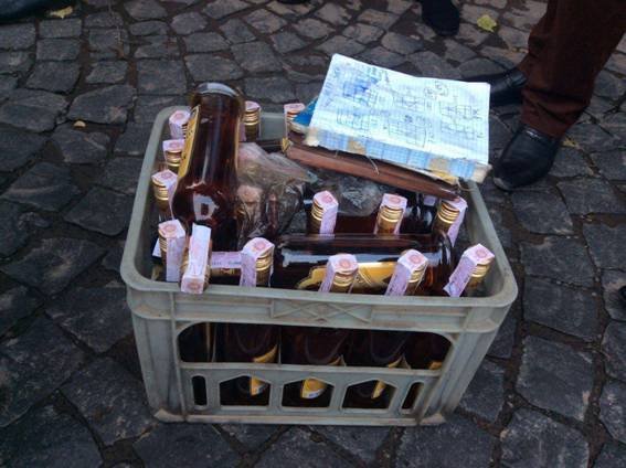 Спецоперація у Мукачеві: за торгівлю наркотиками правоохоронці затримали прикордонника – 02