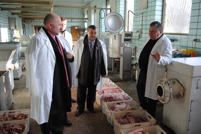 Заступник голови ОДА проінспектував переробне підприємство ВКП «Мукачівський міськкоопторг» (ФОТО) – 06 Заступник голови ОДА проінспектував переробне підприємство ВКП «Мукачівський міськкоопторг» (ФОТО) – 06