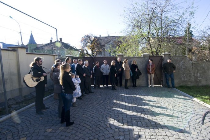 У Мукачеві відкрили меморіальну дошку Володимиру Висоцькому (ФОТО) – 03