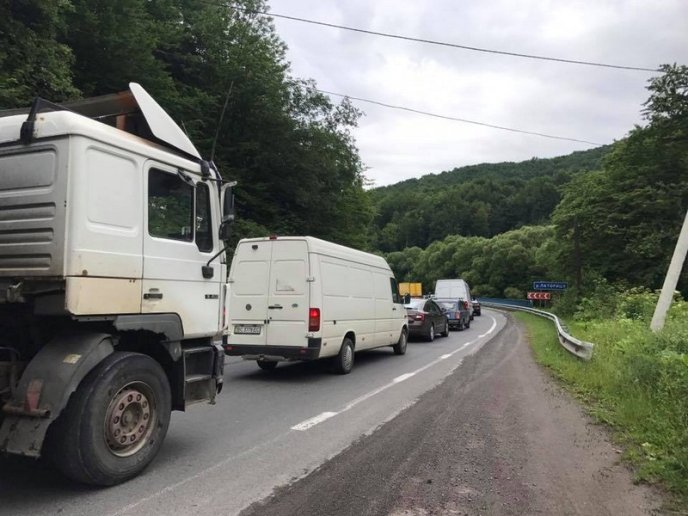 На трасі "Київ-Чоп" трапилася ДТП – 06 На трасі "Київ-Чоп" трапилася ДТП – 06