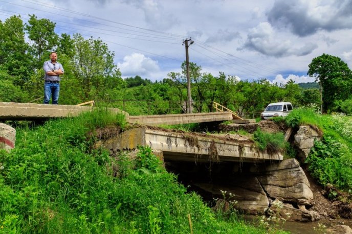 Трагедія у Воловці: помічник Зеленського переконаний, що відповідати за те, що сталося, мають представники школи – 02