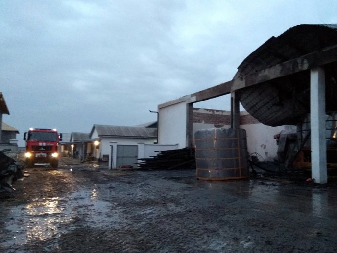 На території фермерського господарства трапилась велика пожежа – 03