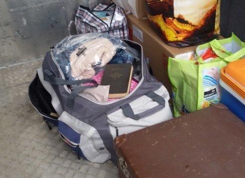 Митники Закарпаття не дали іноземцеві вивезти з краю старовинні книги – 01