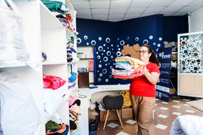 В Ужгороді функціонує перша в Україні пральня-кав’ярня для внутрішньо переміщених осіб – 02 В Ужгороді функціонує перша в Україні пральня-кав’ярня для внутрішньо переміщених осіб – 02