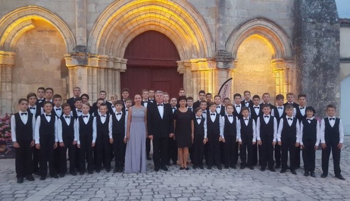 Мукачівська хорова школа хлопчиків та юнаків розпочинає святкування з нагоди ювілею – 03