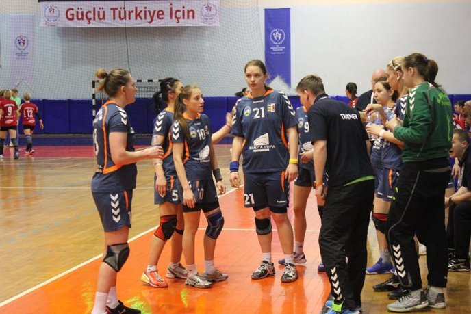 Гандболістки з Ужгорода вдруге поступились суперницям з Туреччини – 06