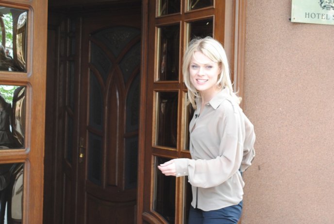 Ревізор уже в Мукачеві: Оля Фреймут інспектує готель "Зірка" (ФОТОРЕПОРТАЖ) – 01
