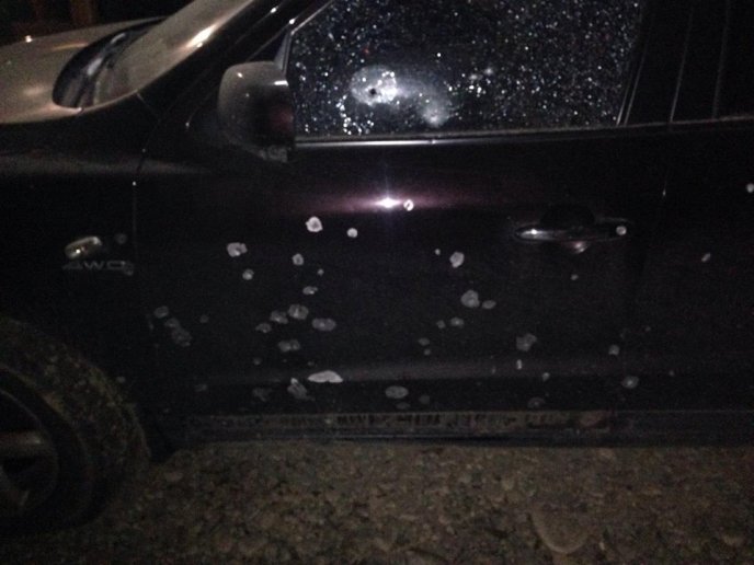 З’явилось фото автомобіля чиновника, пошкодженого вибухом – 01