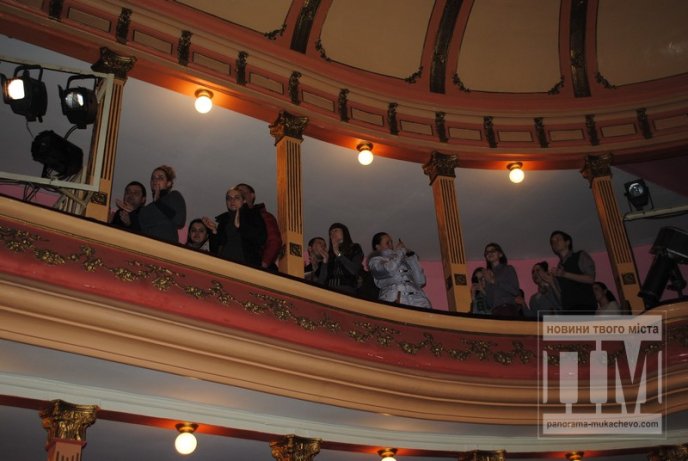 Мукачівські артисти вшанували пам’ять Кузьми Скрябіна великим концертом (ФОТОРЕПОРТАЖ) – 17 Мукачівські артисти вшанували пам’ять Кузьми Скрябіна великим концертом (ФОТОРЕПОРТАЖ) – 17