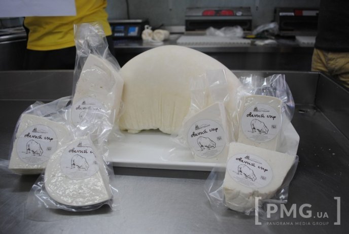 У Ракошині виготовляють сир за справжніми європейськими рецептами – 17 У Ракошині виготовляють сир за справжніми європейськими рецептами – 17