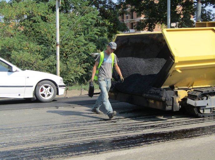 На вулиці Баб’яка в Ужгороді продовжують капітальний ремонт дороги – 04 На вулиці Баб’яка в Ужгороді продовжують капітальний ремонт дороги – 04