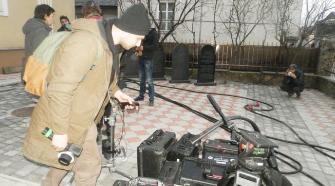 Роботи над фільмом, який знімали у Хусті та Мукачеві, завершились – 02