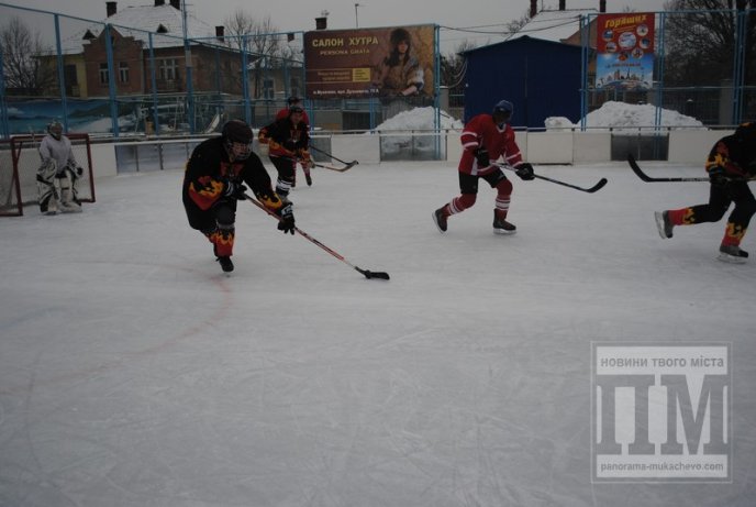 У Мукачеві відбувся відкритий Кубок області з хокею (ФОТО) – 07