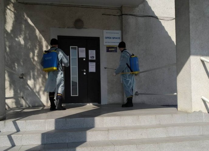 Закарпатські рятувальники надають допомогу українцям на кордоні – 07