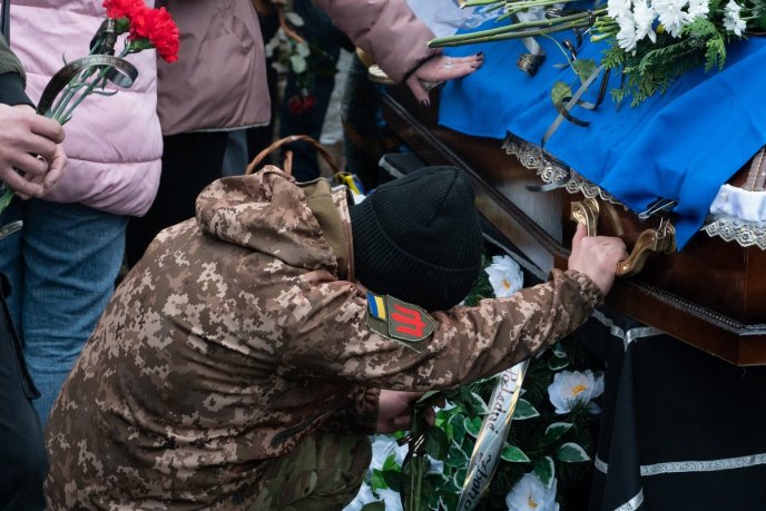 В області поховали Героя, який захищав Україну з 2014 року – 06 В області поховали Героя, який захищав Україну з 2014 року – 06