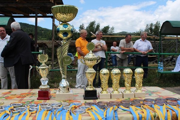 Юні футболісти з гірських сіл боролись за «Кубок Дубового» – 07 Юні футболісти з гірських сіл боролись за «Кубок Дубового» – 07