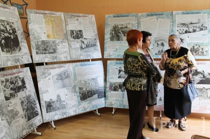 В рамках Днів єврейської культури на Закарпатті в Мукачеві проходить фотовиставка – 10