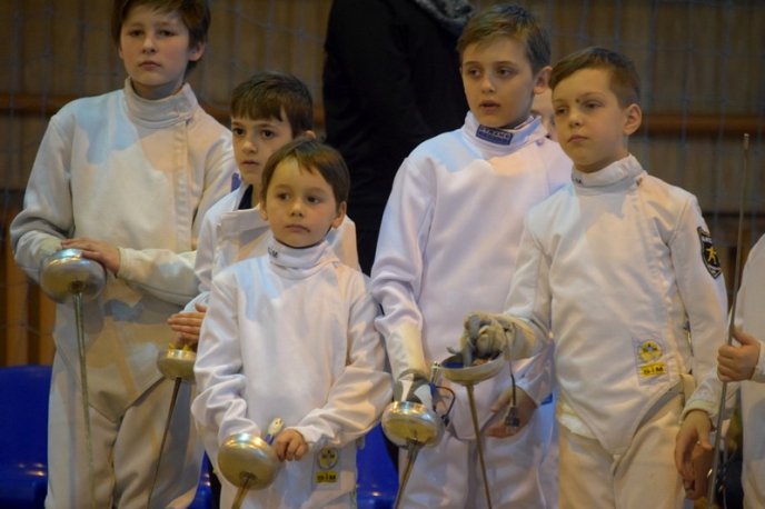 В Ужгороді змагаються юні фехтувальники – 03