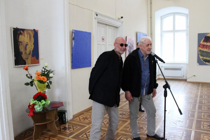 В Ужгороді відбулась виставка робіт художника Владислава Габди – 06