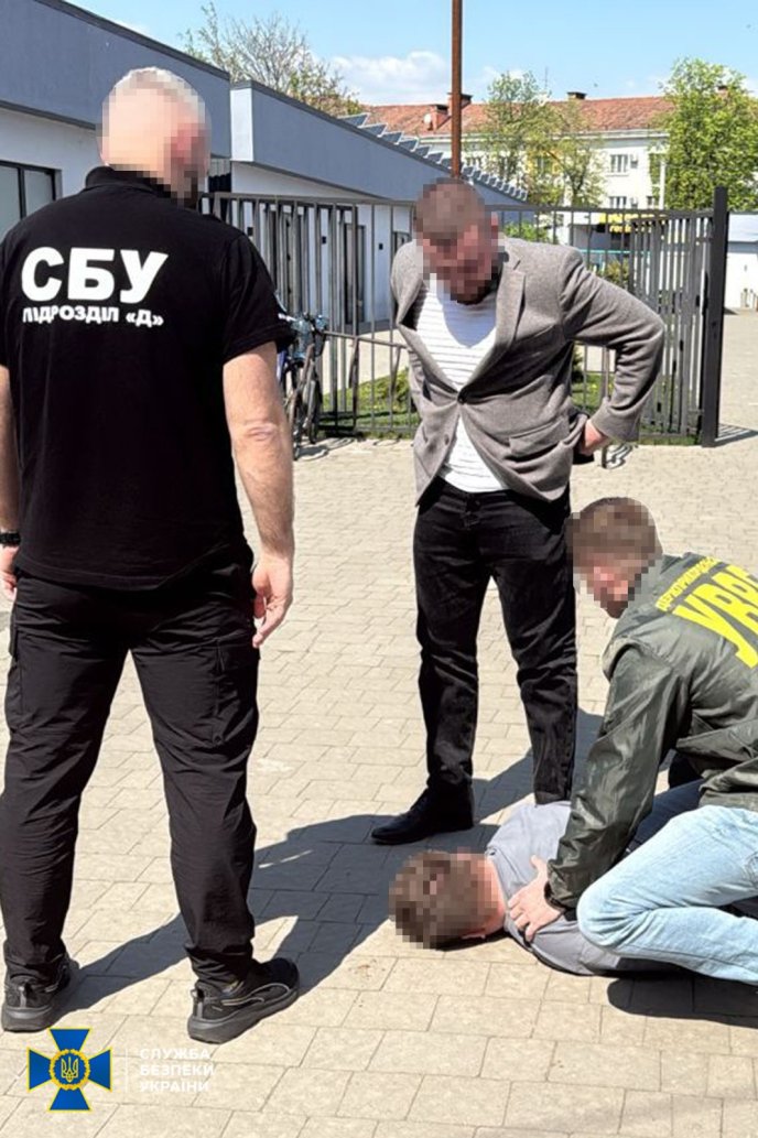 Затримання одного із підозрюваних