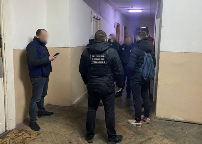 3000 доларів за одну особу: на Закарпатті намагались переправити ухилянтів через кордон – 04