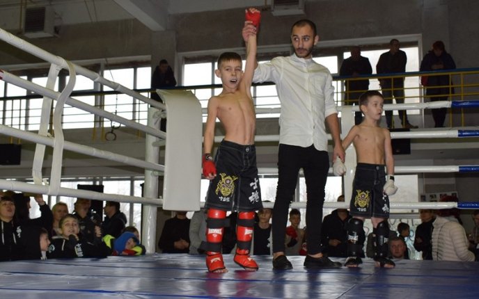 В Ужгороді проходить чемпіонат Закарпатської області з кікбоксингу – 13