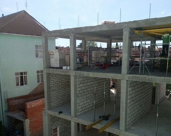 Як у Мукачеві новий ЦНАП будують – 02