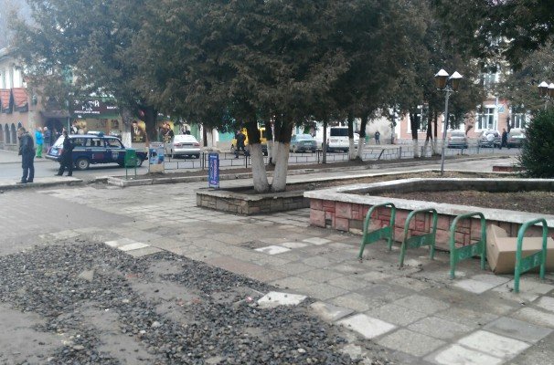 У Рахові сумку прибиральниці прийняли за вибухівку – 02