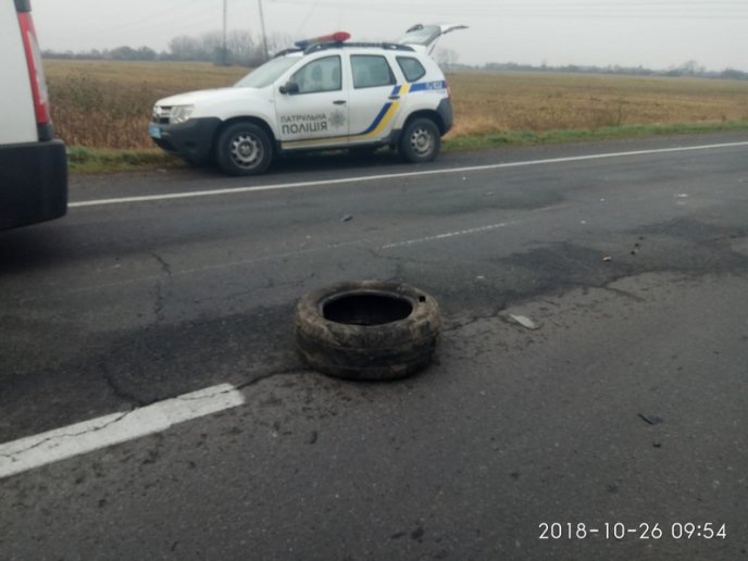 На трасі "Київ-Чоп" сталася аварія. Рух транспорту ускладнений – 03 На трасі "Київ-Чоп" сталася аварія. Рух транспорту ускладнений – 03