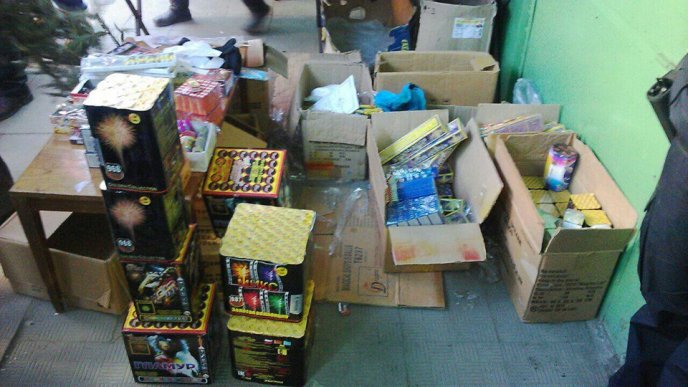 Ужгородські патрульні виявили незаконний збут піротехніки – 03