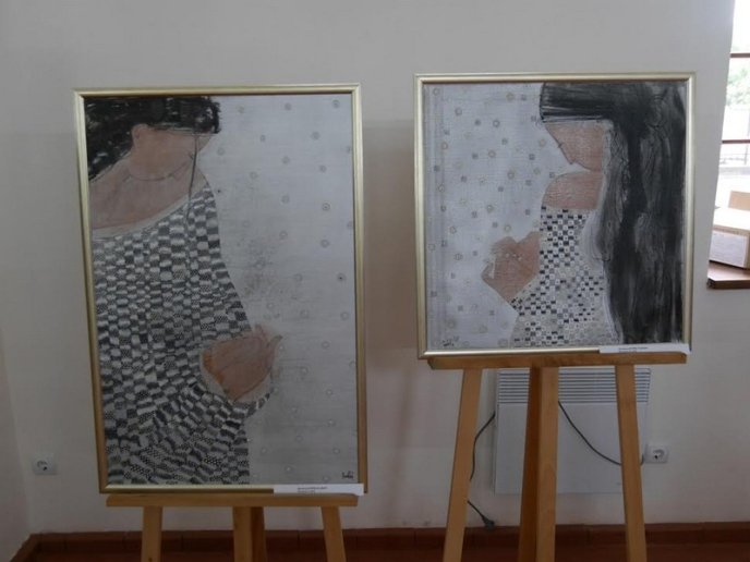 Чотири закарпатські художниці презентували свої роботи – 04