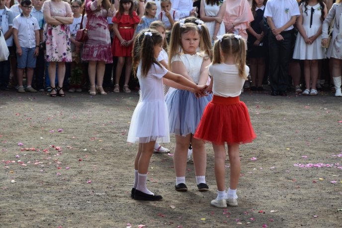 У школах Мукачева пролунав останній дзвінок – 31