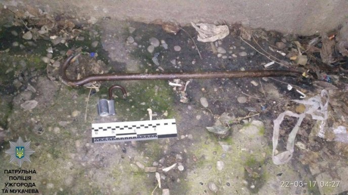 Двох ужгородських підлітків змусили піти на злочин – 01 Двох ужгородських підлітків змусили піти на злочин – 01