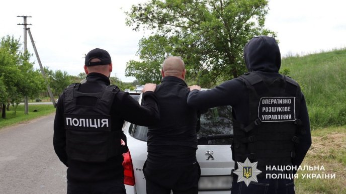 На Закарпатті викрили сімох членів злочинного угруповання – 09