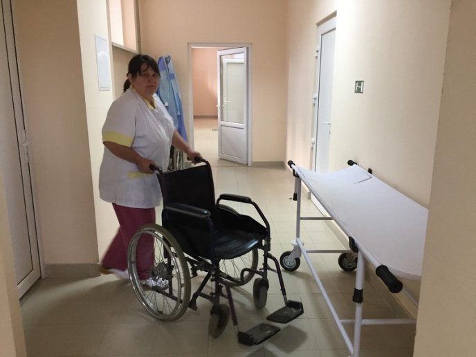 У Мукачівській ЦРЛ відремонтували приймальне відділення – 03 У Мукачівській ЦРЛ відремонтували приймальне відділення – 03