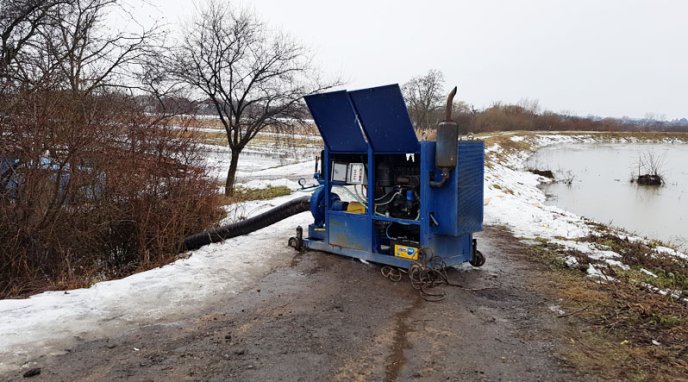 На Мукачівщині розлилася річка Стара: є ймовірність підтоплення траси "Київ-Чоп" – 02