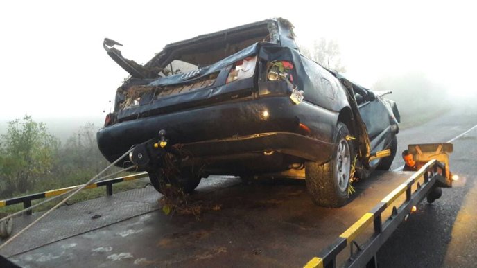 У Мукачеві евакуатор вивіз на штрафмайданчик 23 автівки – 02